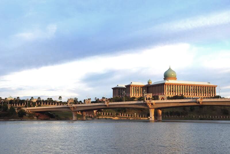 Putrajaya Half-Day Tour